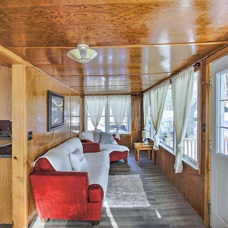 Quaint And Pet-Friendly Cabin On Shawano Lake! Eksteriør billede