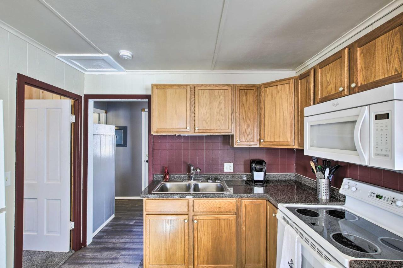 Quaint And Pet-Friendly Cabin On Shawano Lake! Eksteriør billede